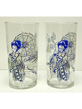 Vtg Blue Willow Glass Tumblers Set 2 READ Asian Style Woman Umbrella Clear